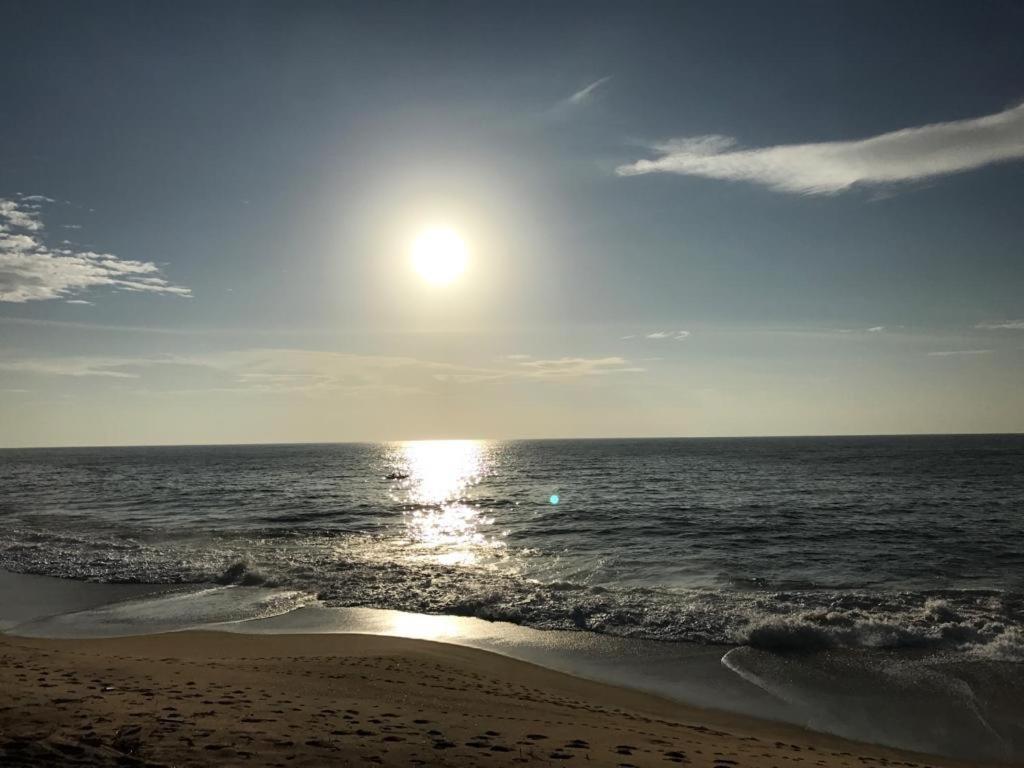 Peacock Beach Hotel ฮัมบานโตตา ภายนอก รูปภาพ